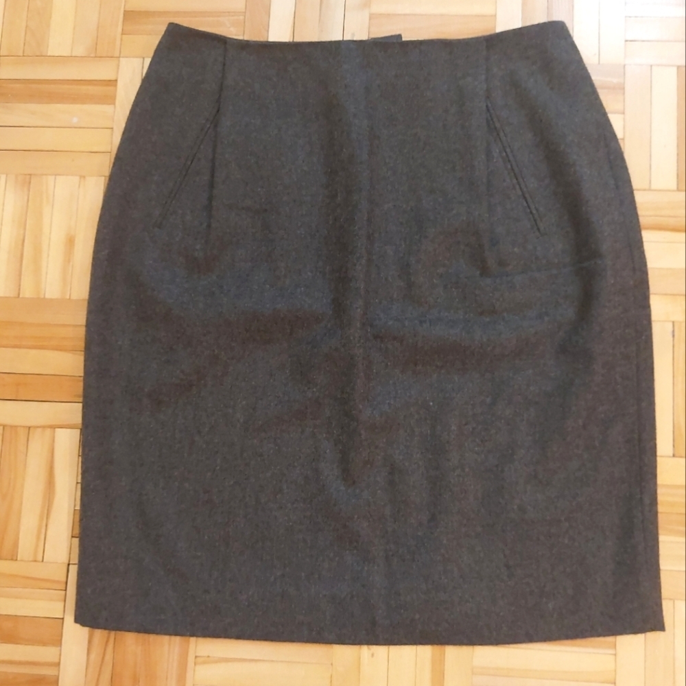 Vintage ports trademark 100% wool skirt size 12